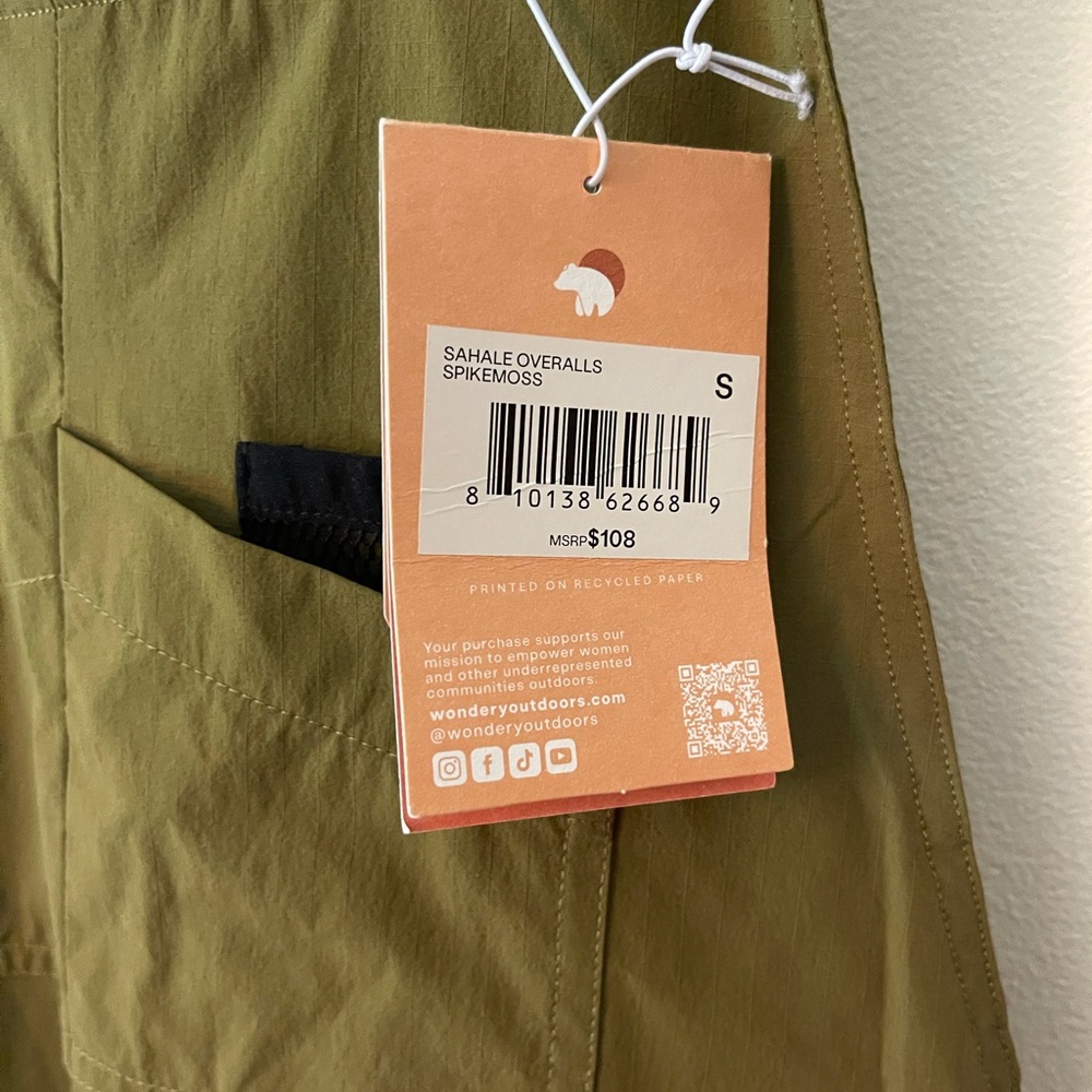 Wondery Outdoors Sahale Overalls in Spikemoss Size Small NWT - Picture 4 of 7